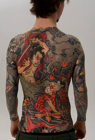 Андрей Тихомиров